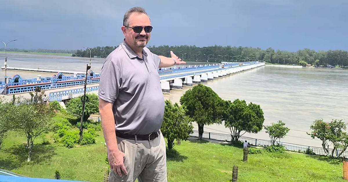 তিস্তা ব্যারেজ পরিদর্শন করছেন মার্কিন রাষ্ট্রদূত ব্রেন্ট টি. ক্রিস্টেনসেন