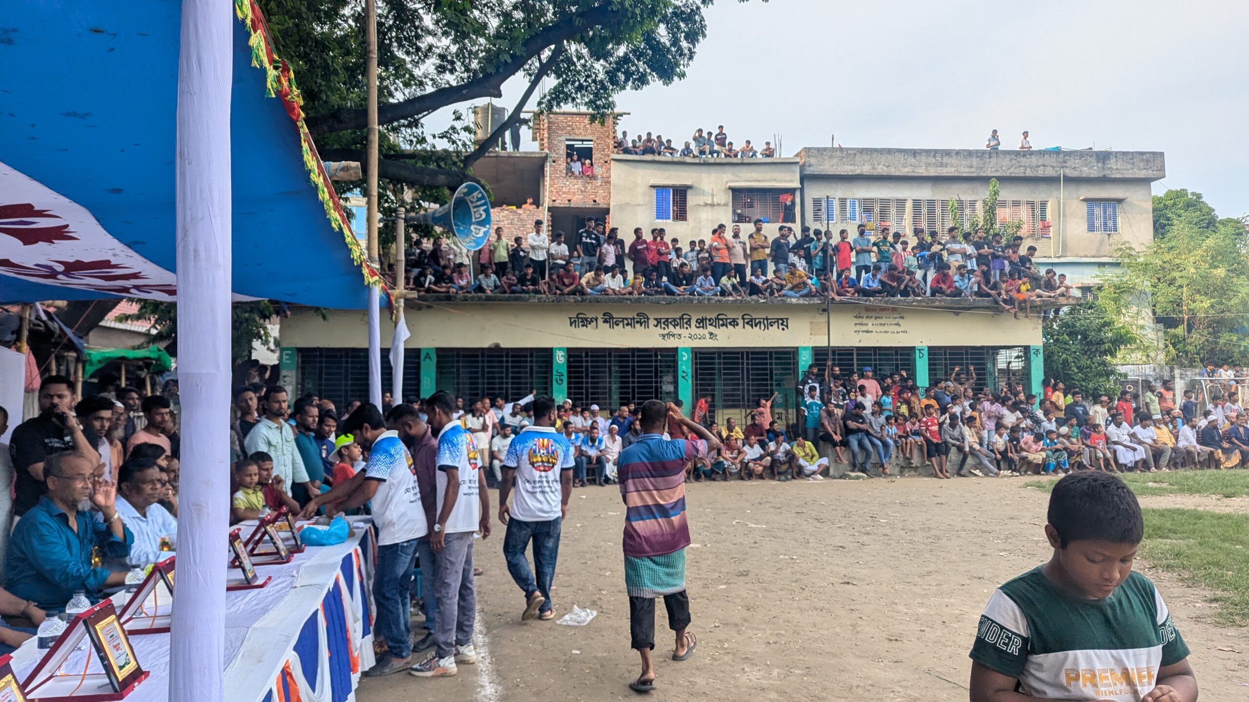 শীলমান্দীতে ফুটবল টুর্নামেন্ট